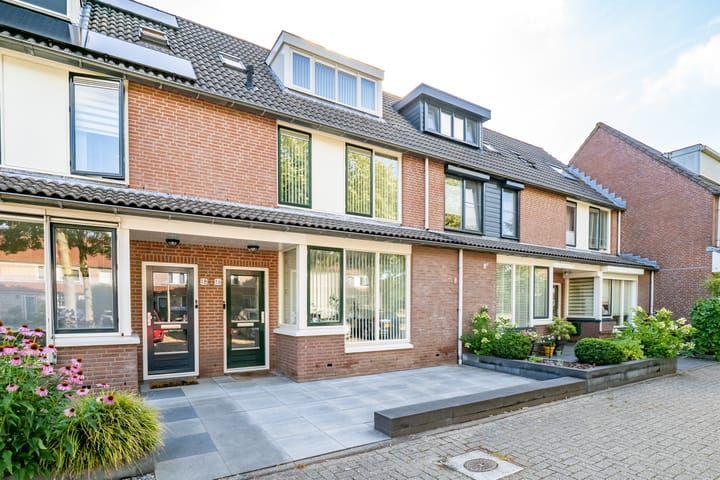 Foto 37 van Tolgaarderlaan 16