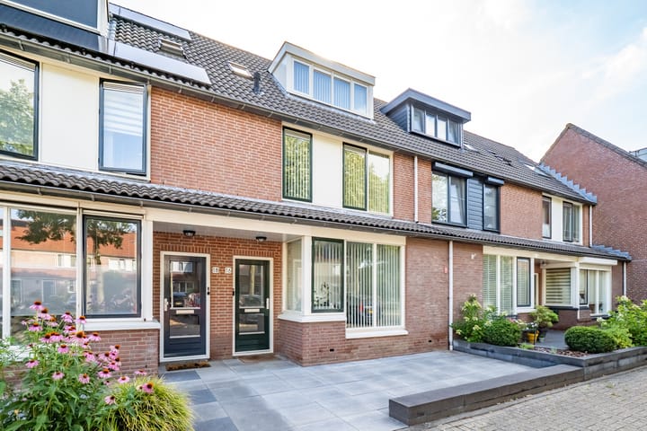 Foto 38 van Tolgaarderlaan 16