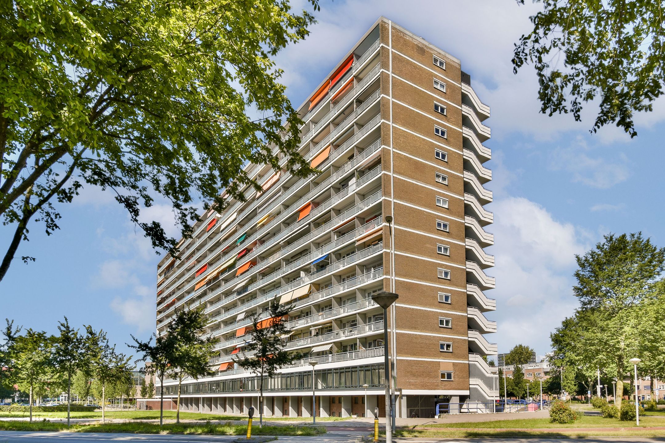 Foto 24 van Burgemeester Hogguerstraat 271