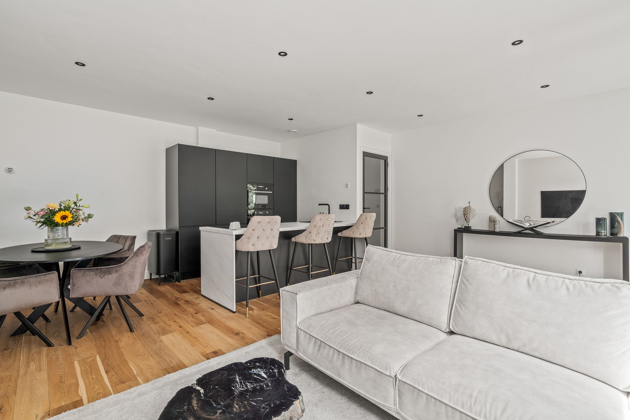 Photo 24 of Gouwestraat 11-D