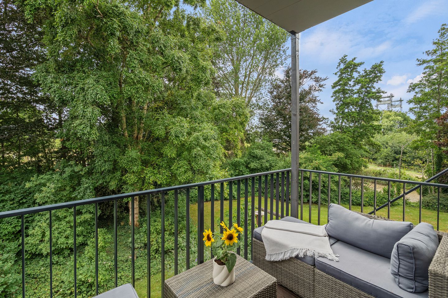 Photo 35 of Gouwestraat 11-D