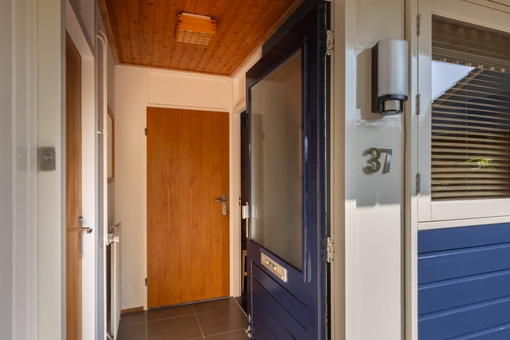 Foto 3 van Neptunus 37