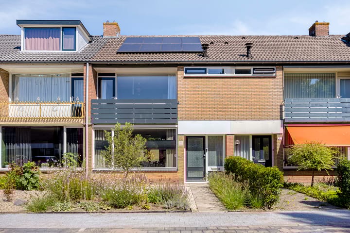 Foto 1 van Heinencamp 30