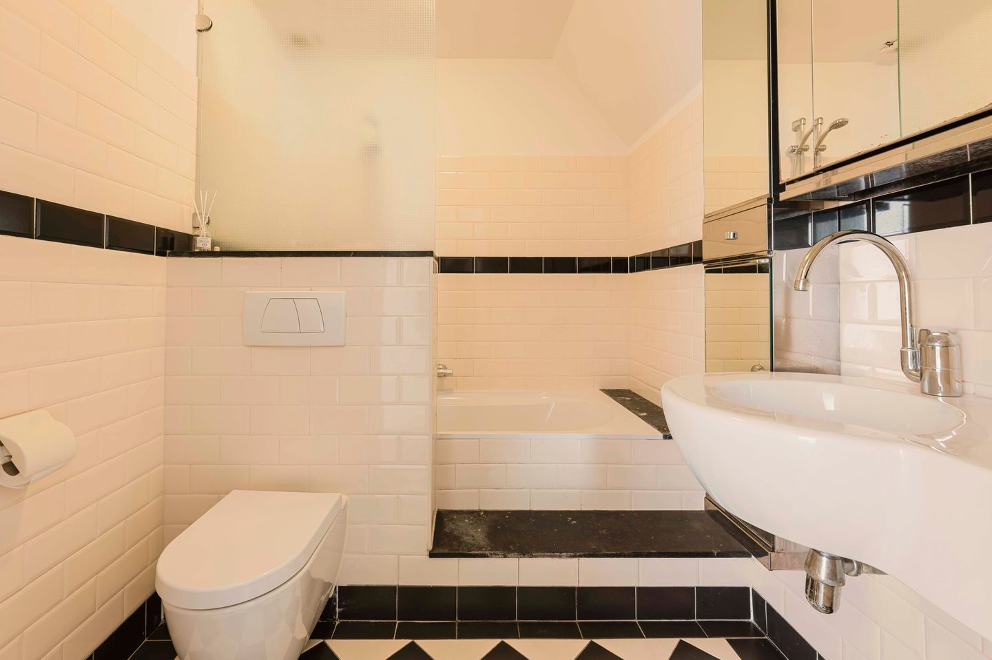 Foto 14 van Curaçaostraat 75-H