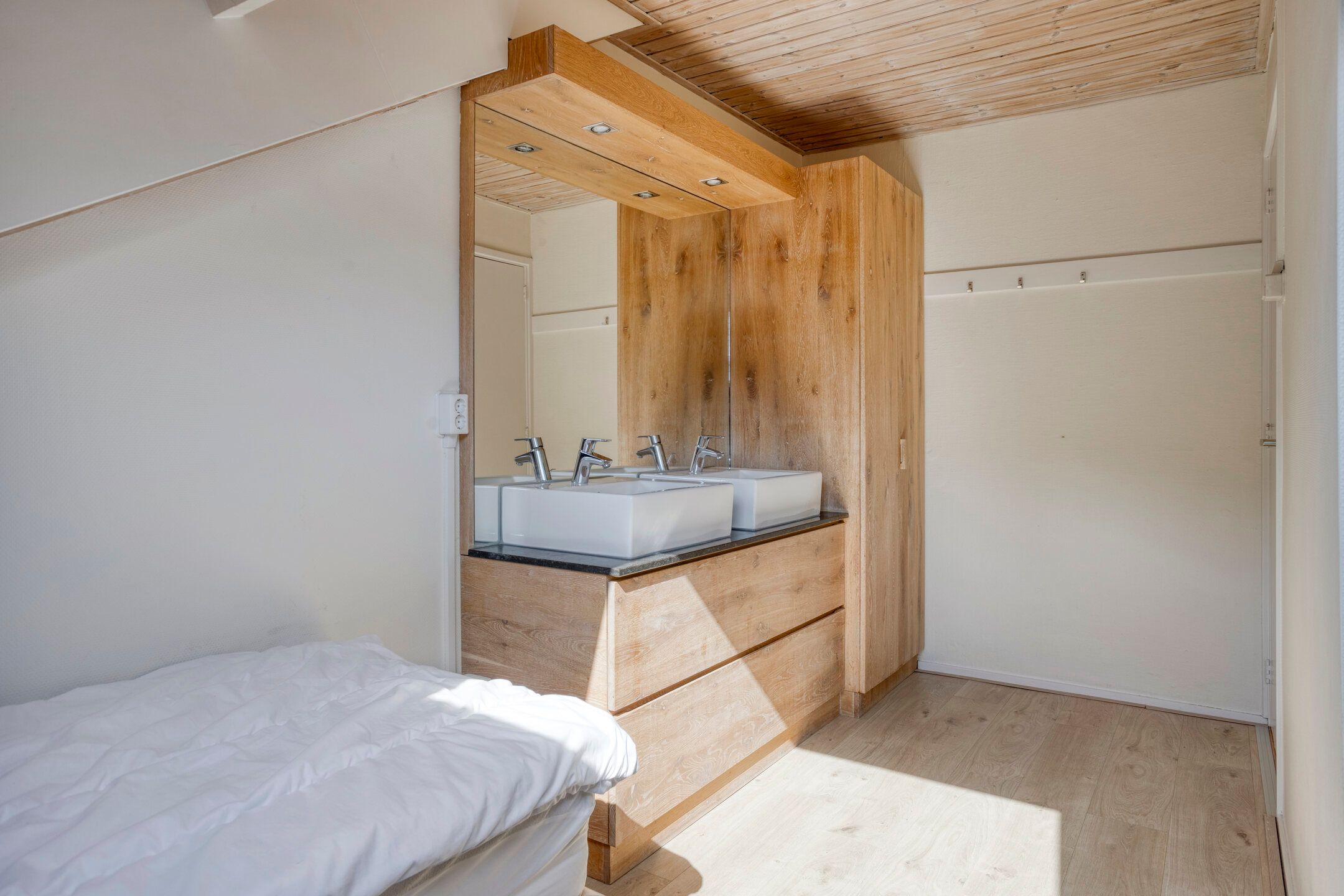 Foto 24 van Valkenisseweg 86