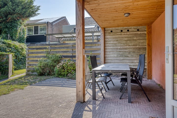 Photo 26 of Valkenisseweg 86