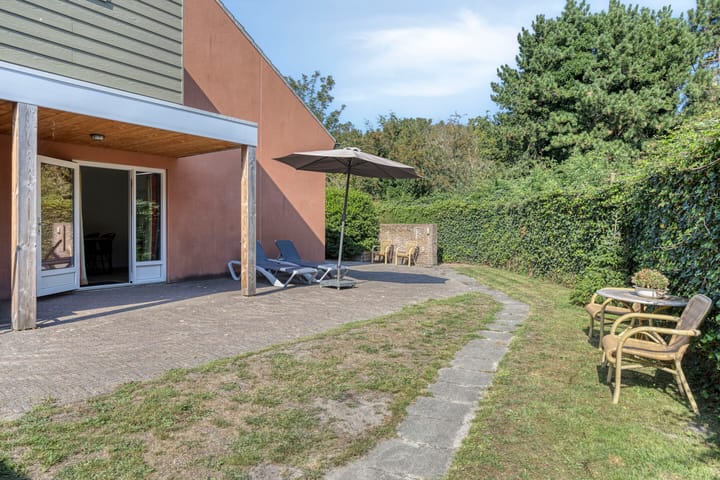 Photo 12 of Valkenisseweg 86