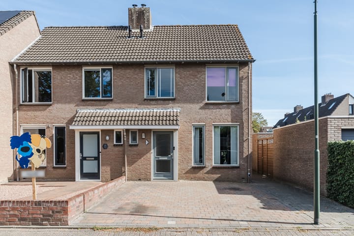 Photo 2 of Ambachtsweg 39