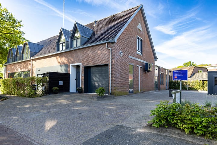 Foto 44 van Stationsstraat 1-A