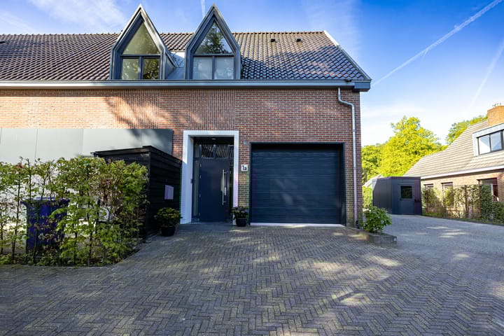 Foto 45 van Stationsstraat 1-A