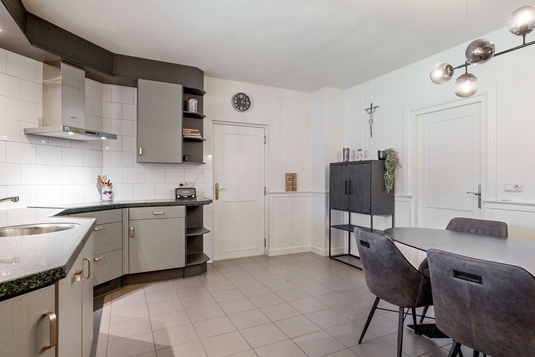 Foto 12 van Brigittastraat 4