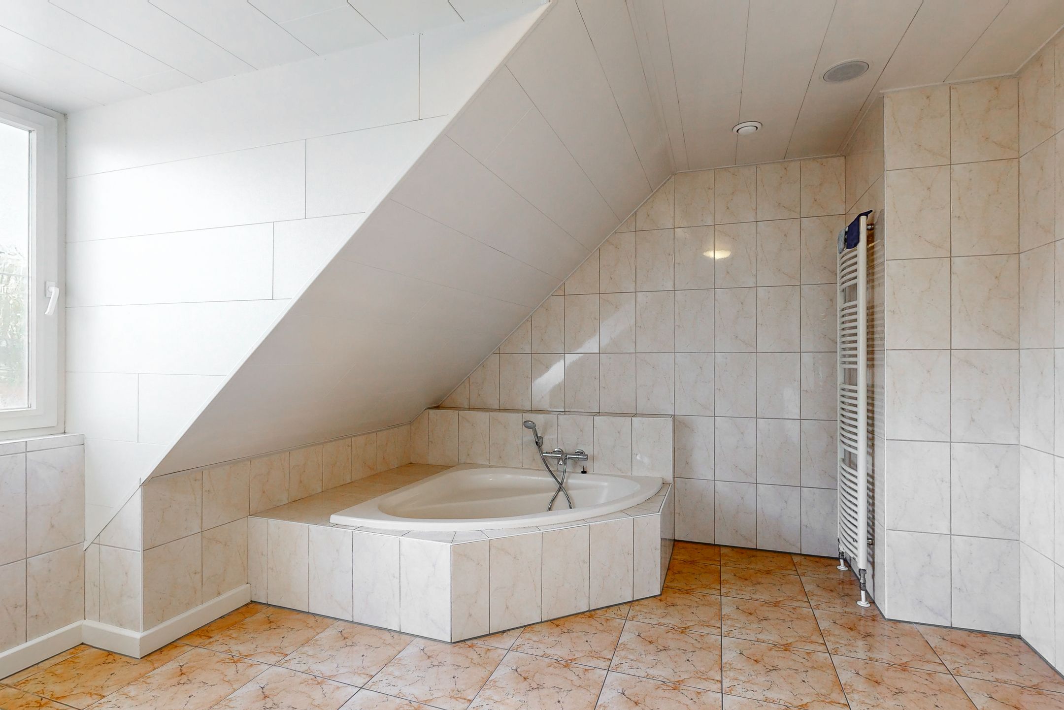 Foto 24 van Brigittastraat 4