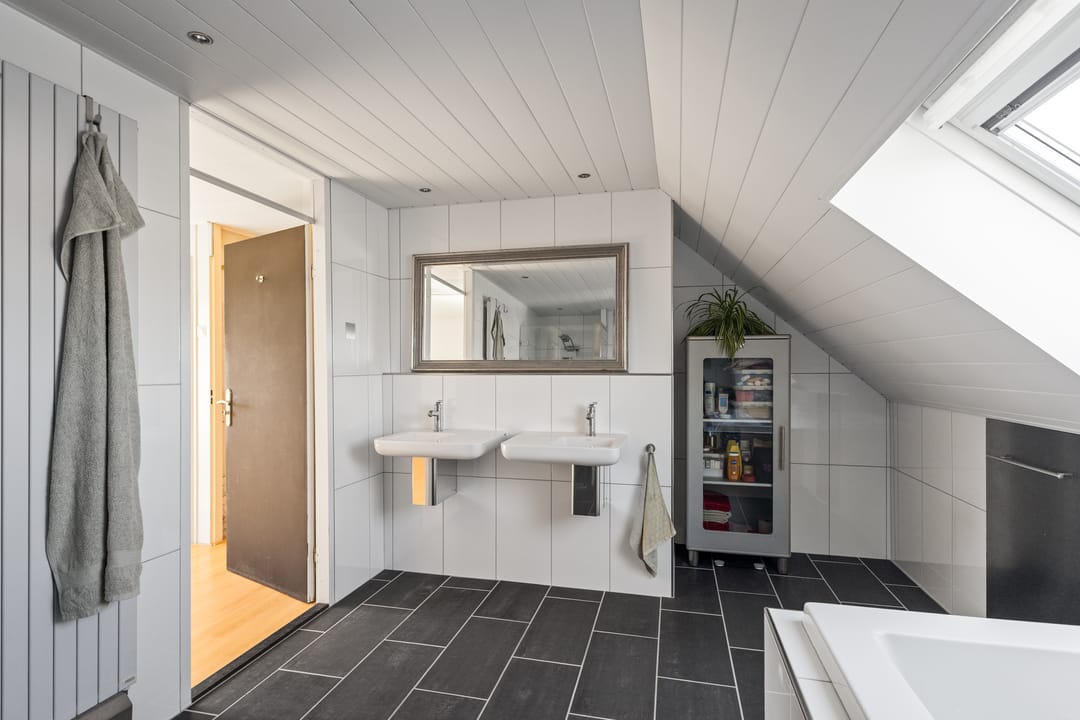 Photo 28 of Orion 17