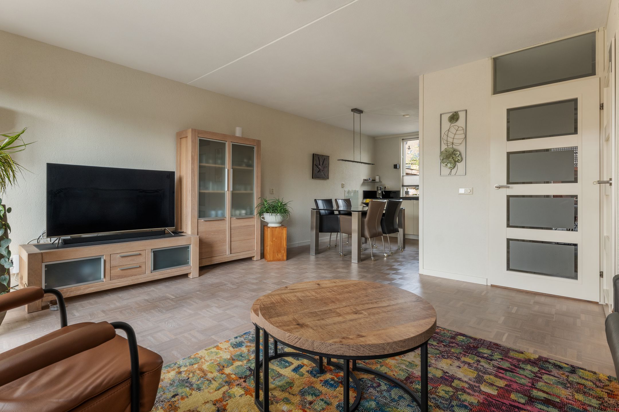 Foto 9 van Nageljongen 24