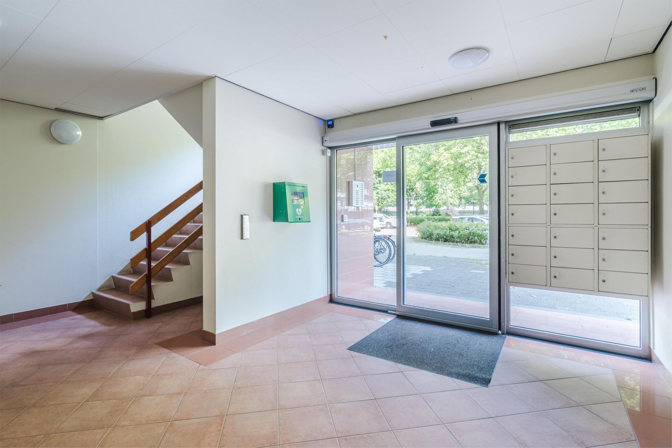 Foto 36 van Veenbesstraat 558