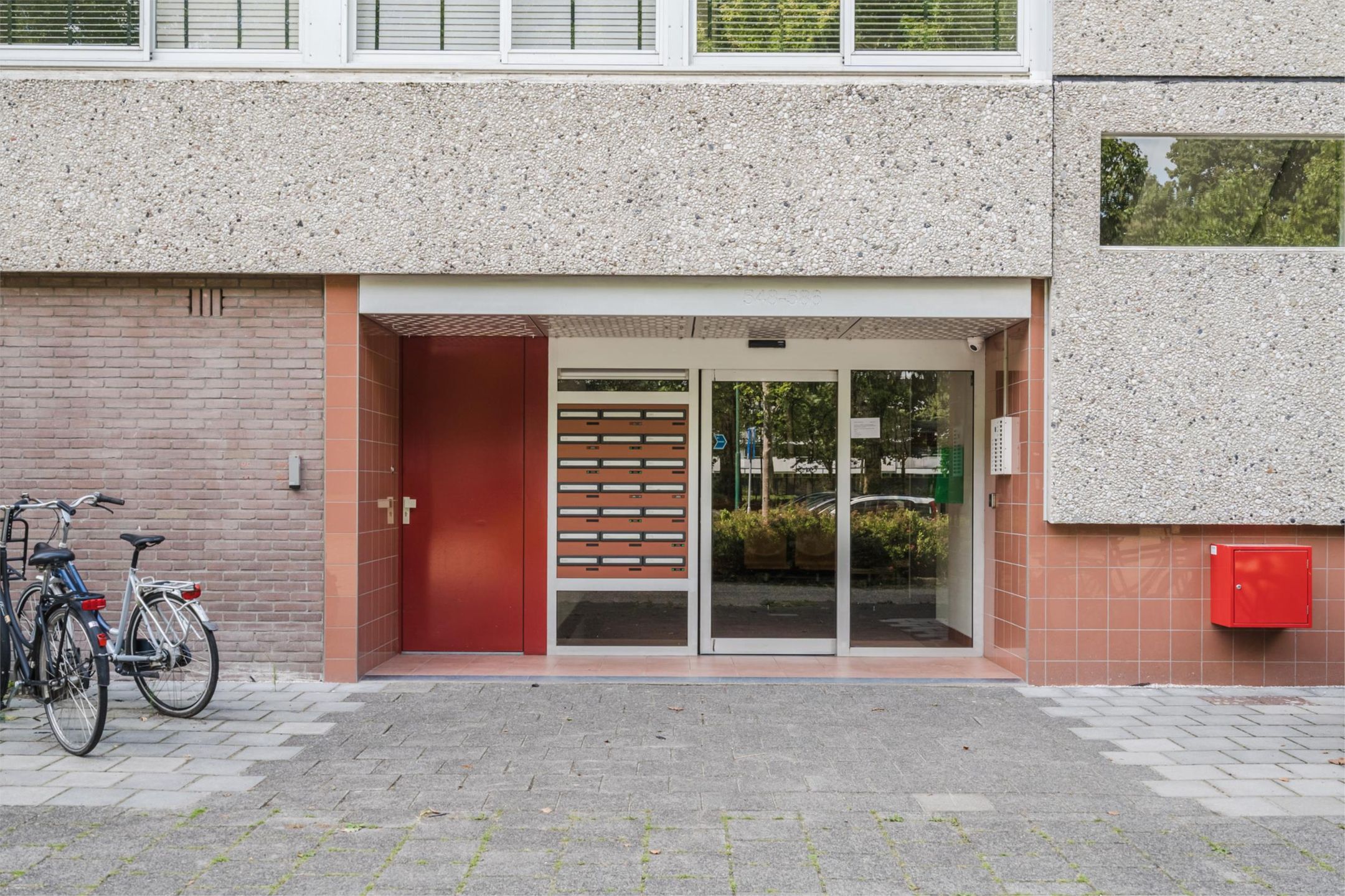 Foto 39 van Veenbesstraat 558