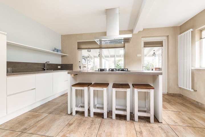 Foto 5 van van Limburg Stirumlaan 7