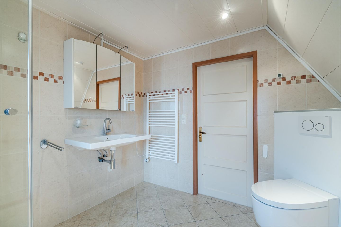 Foto 25 van Heidelaan 1