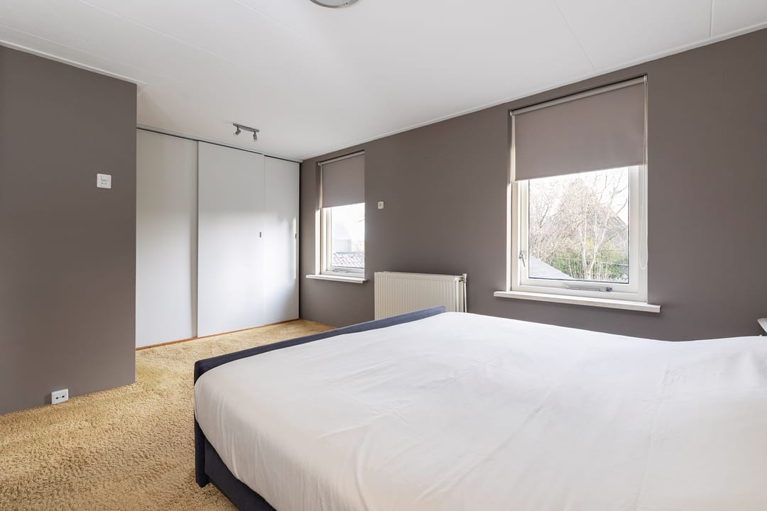 Foto 26 van van Limburg Stirumlaan 7