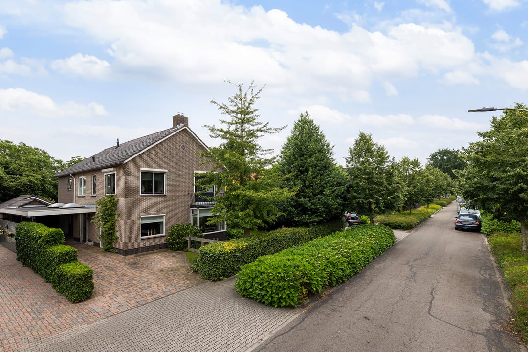 Foto 7 van van Limburg Stirumlaan 7