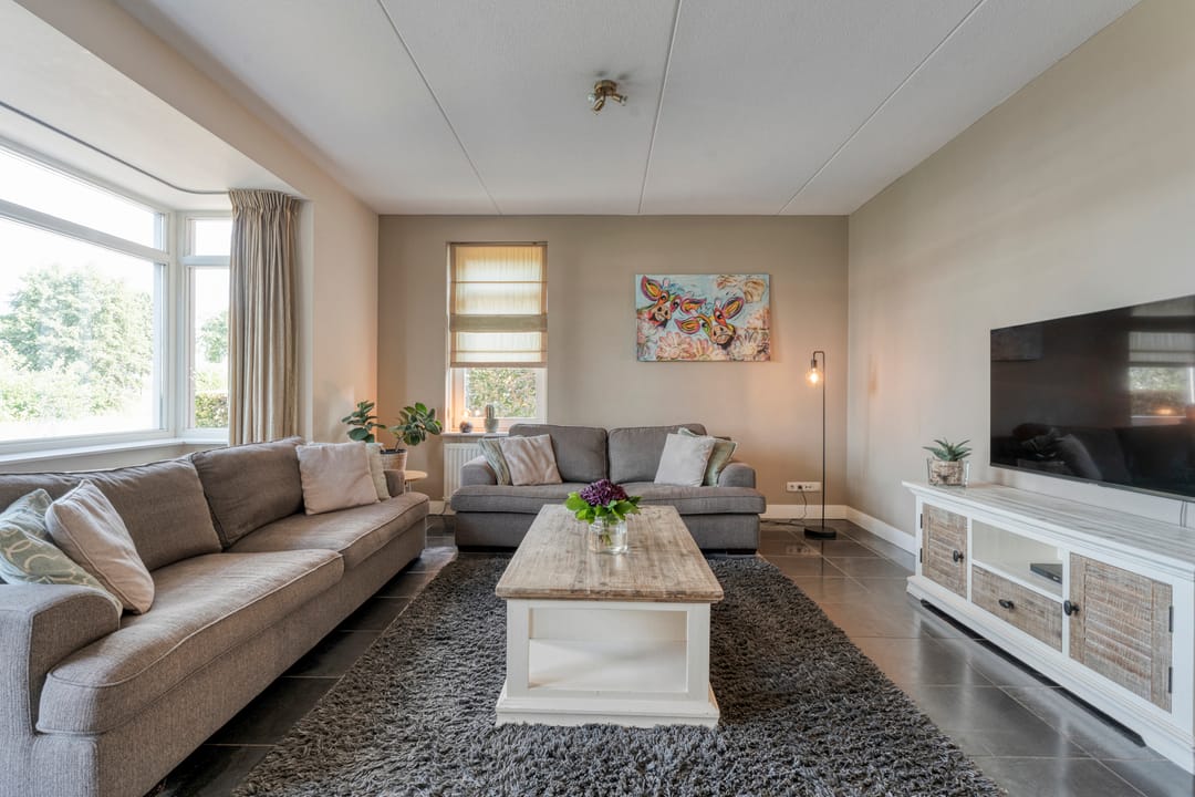 Foto 16 van Van Voorststraat 3