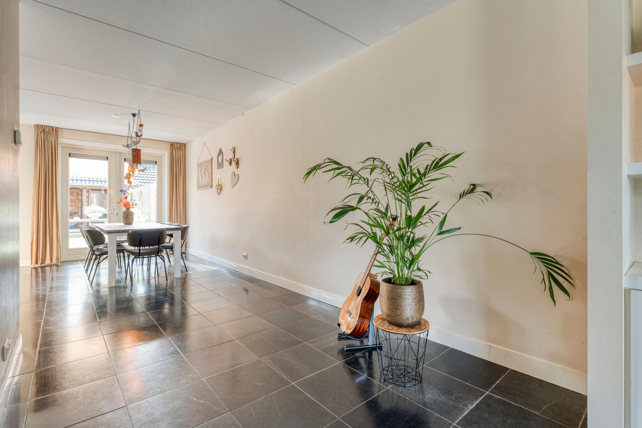 Foto 21 van Van Voorststraat 3