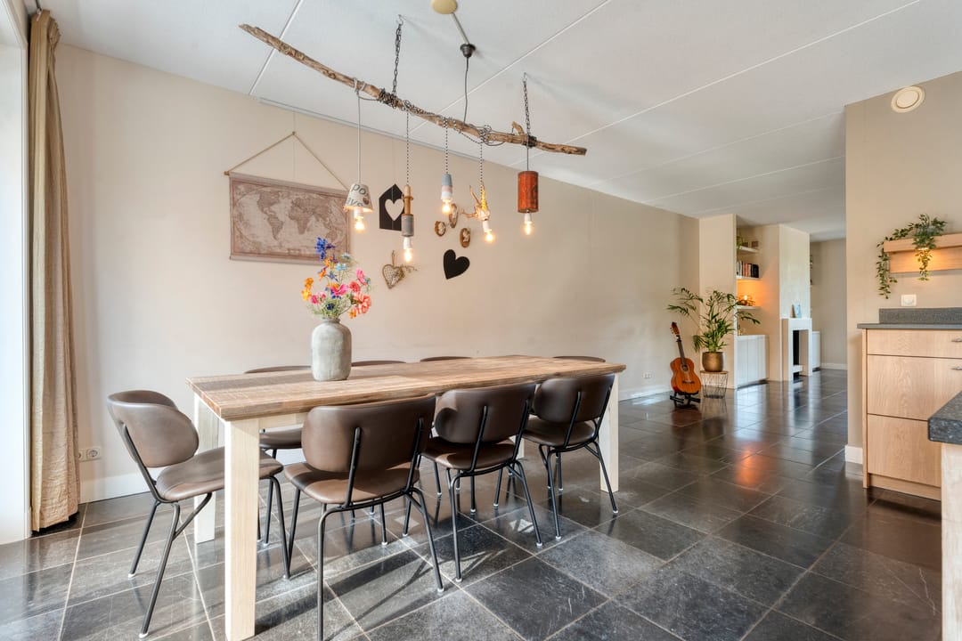 Foto 23 van Van Voorststraat 3