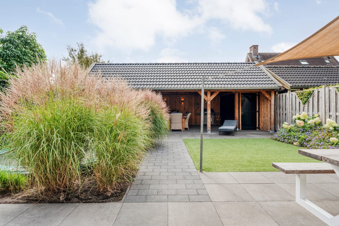 Foto 52 van Van Voorststraat 3