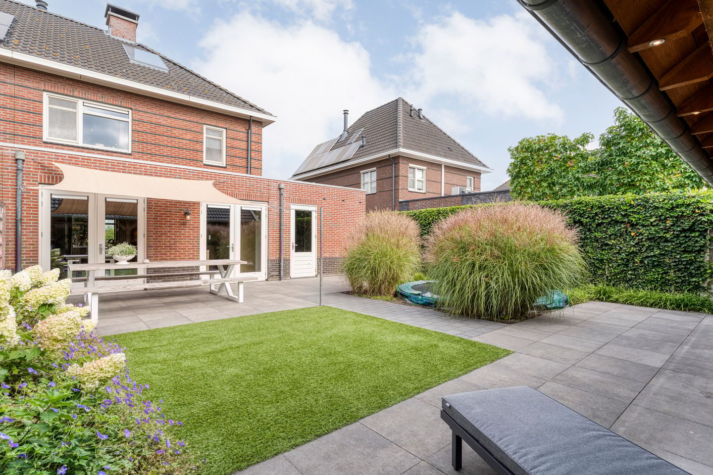 Foto 59 van Van Voorststraat 3