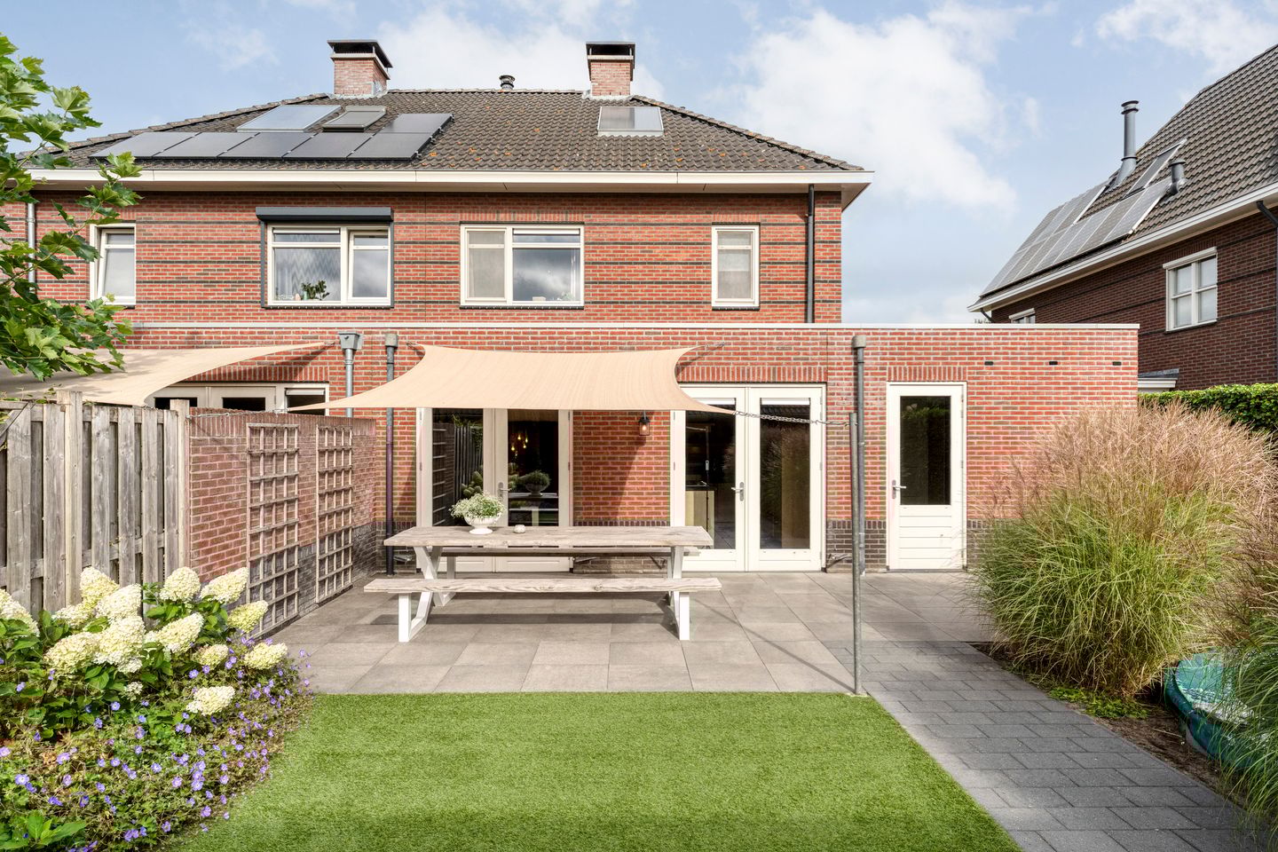 Foto 65 van Van Voorststraat 3