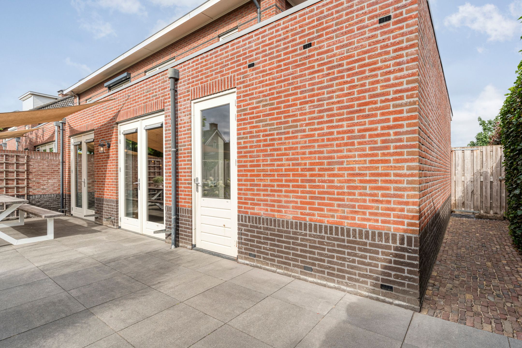 Foto 66 van Van Voorststraat 3