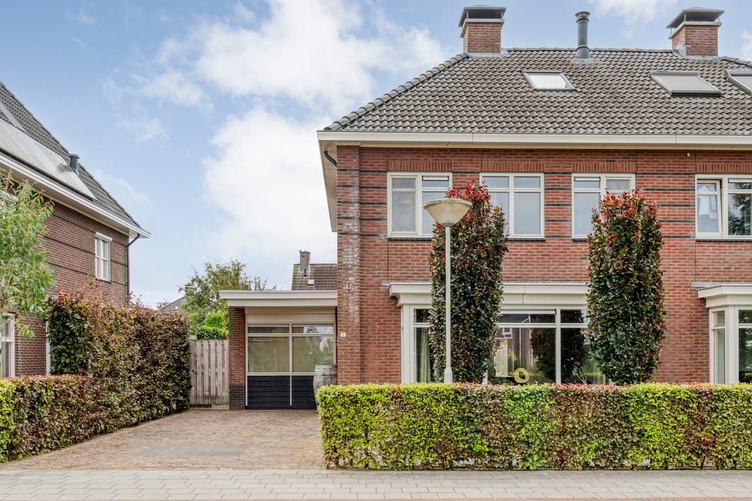 Foto 68 van Van Voorststraat 3