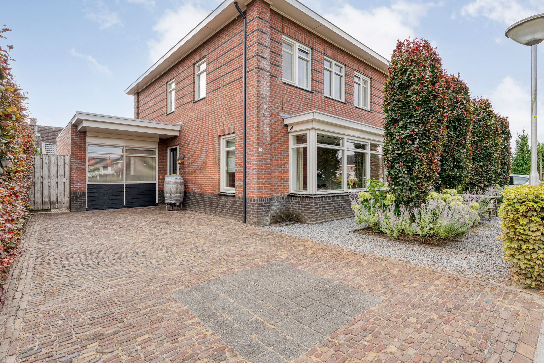 Foto 69 van Van Voorststraat 3