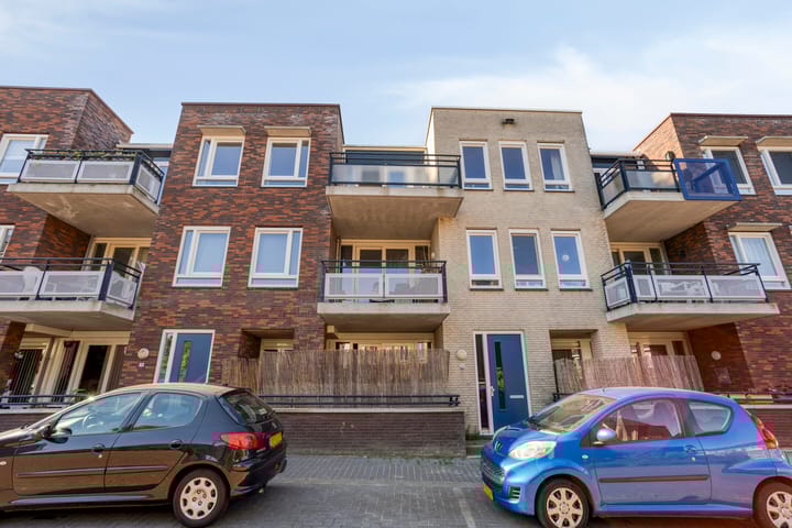 Photo 7 of Begoniastraat 180-35