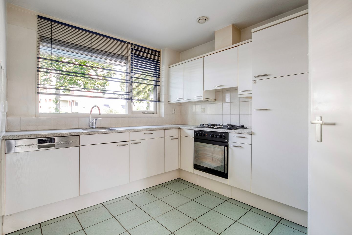 Foto 14 van Bertus van Akenlaan 117