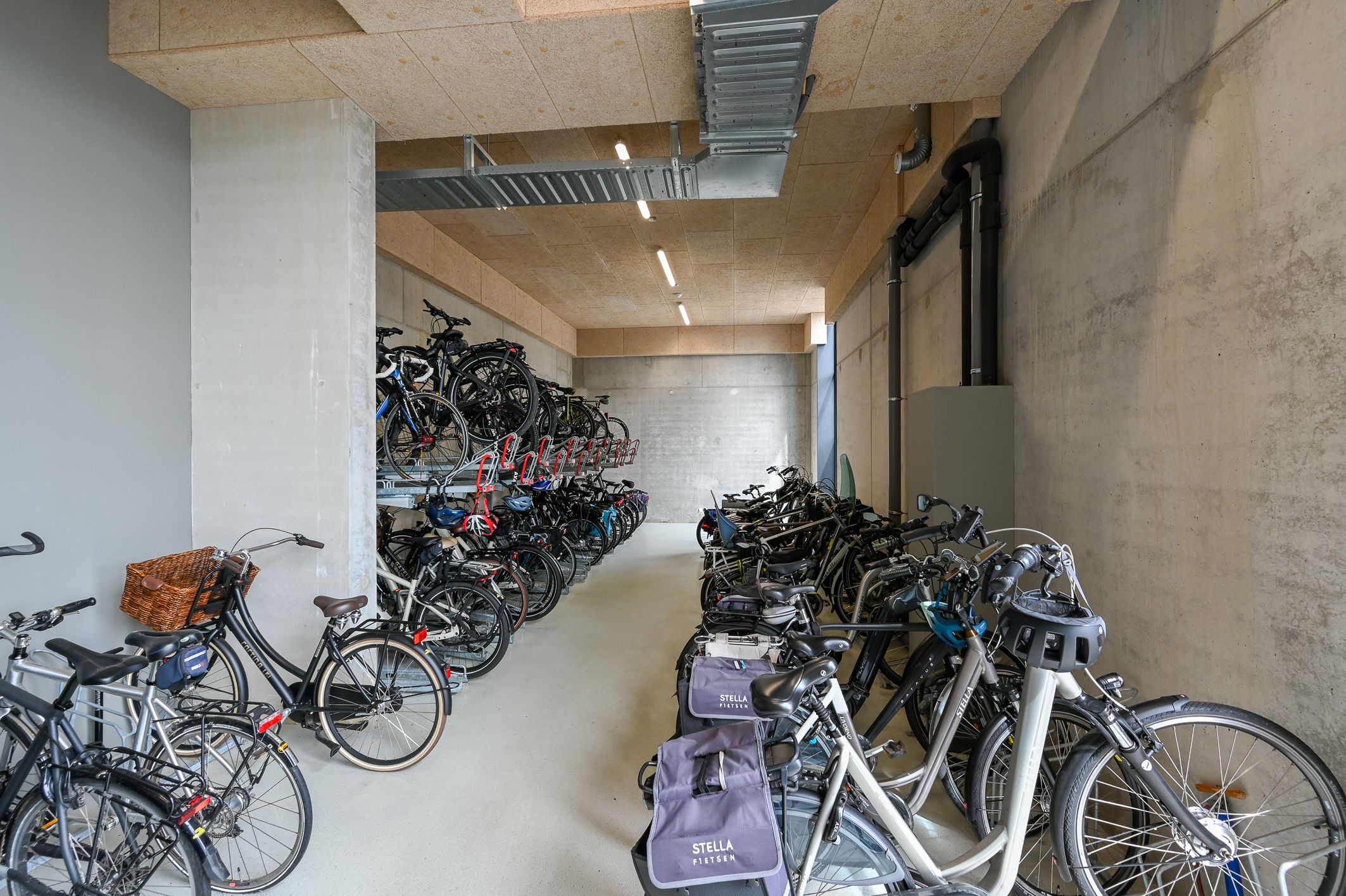 Foto 21 van Nijverheidsweg 68