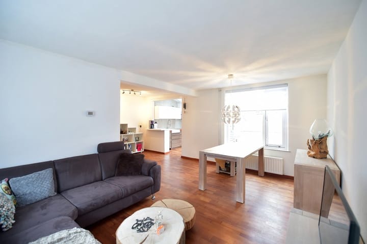 Foto 4 van Weefmeesterstraat 1