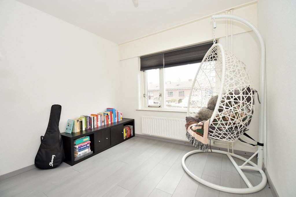 Foto 12 van Weefmeesterstraat 1