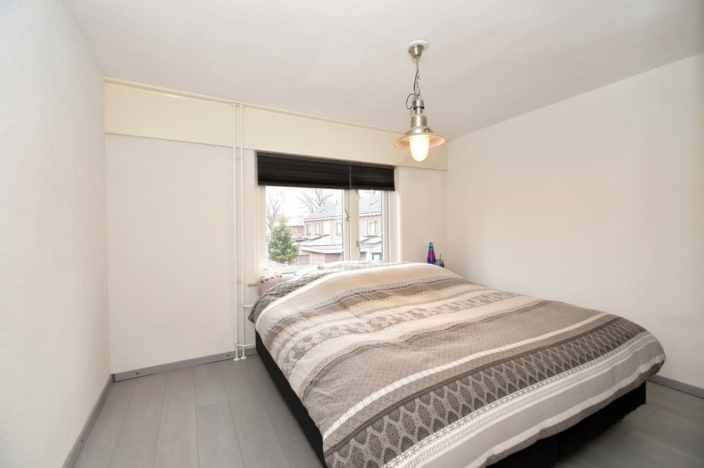 Foto 13 van Weefmeesterstraat 1