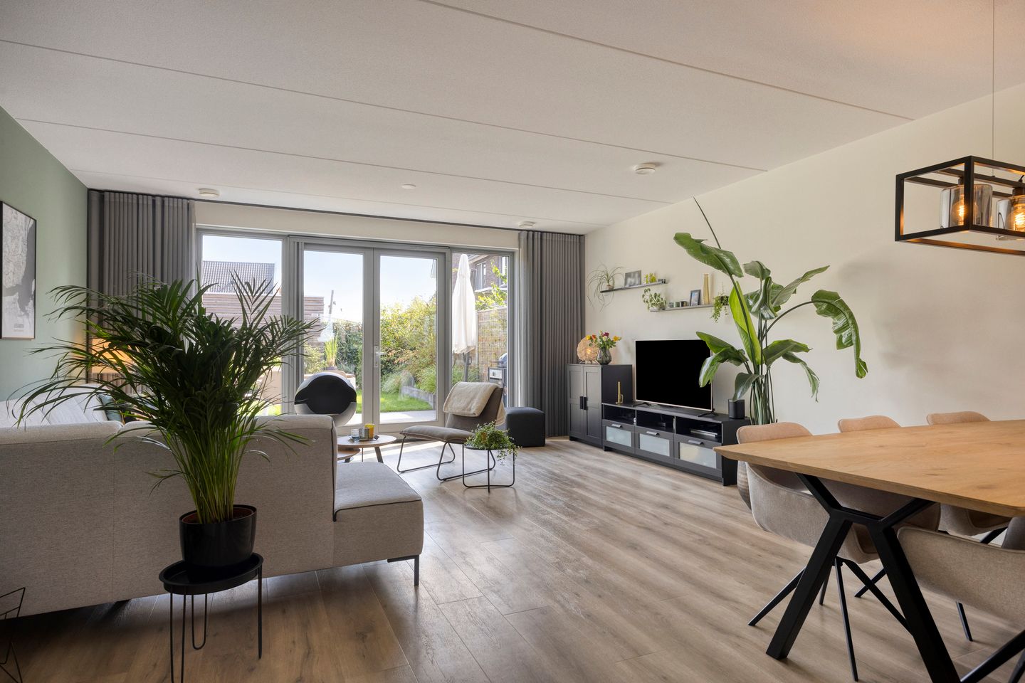 Photo 4 of Cambara 25