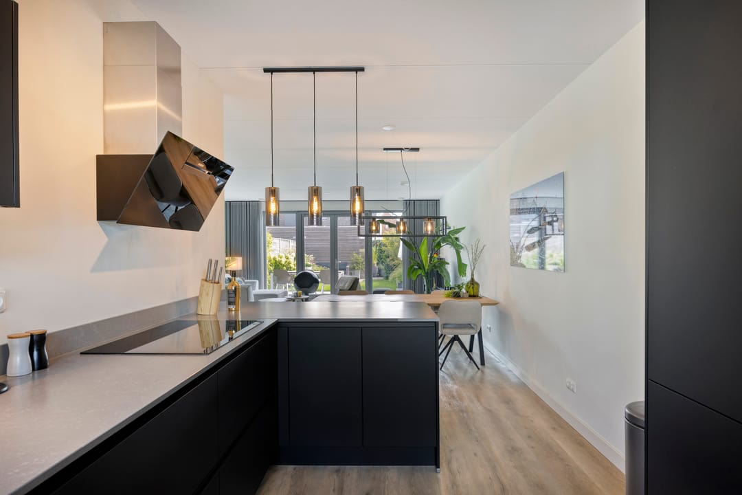 Photo 8 of Cambara 25