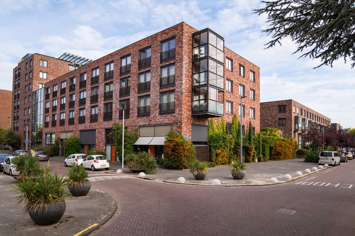 W.G. Witteveenplein 13-E