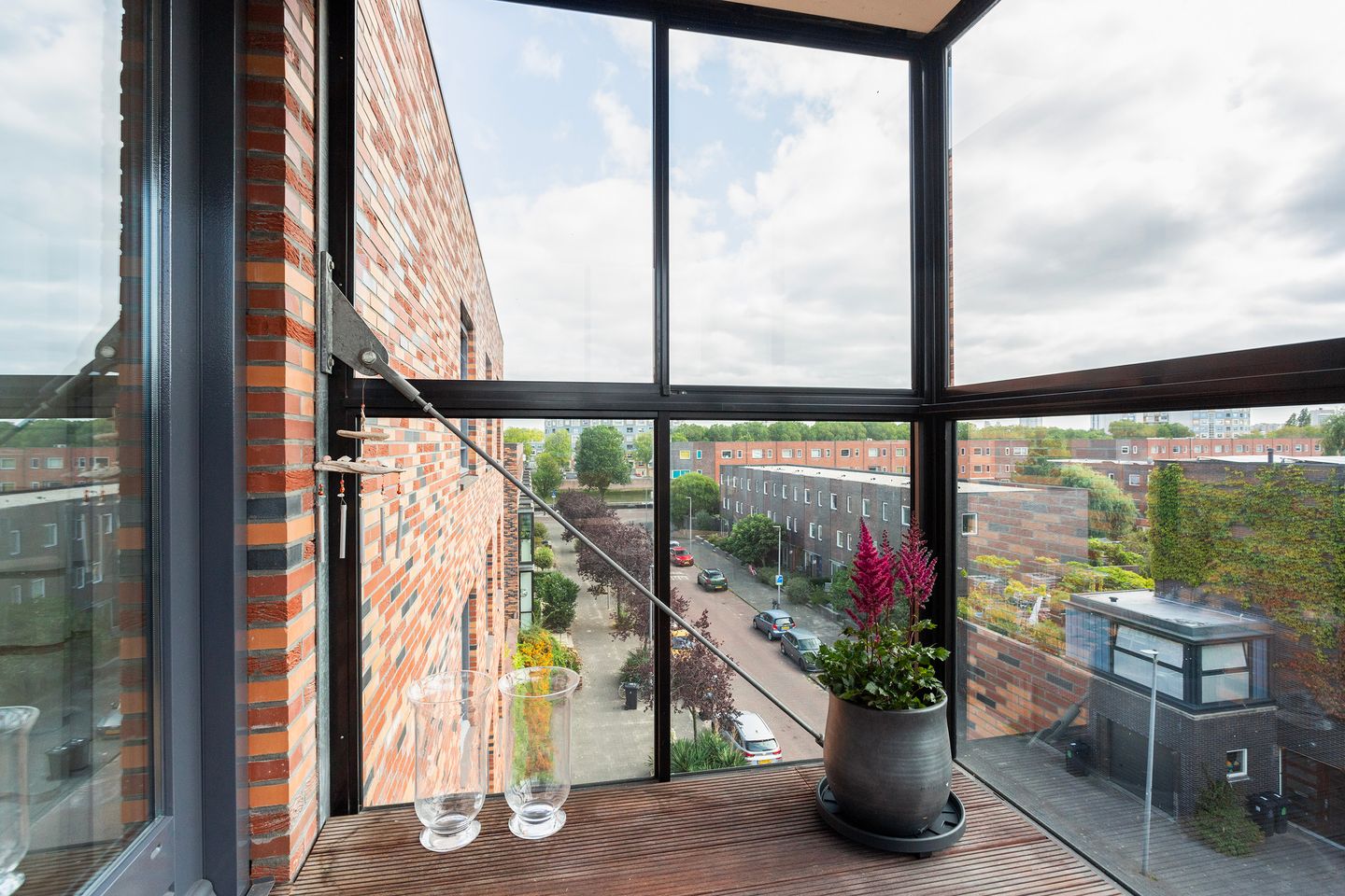 Foto 20 van W.G. Witteveenplein 13-E