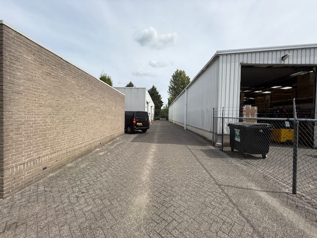 View photo 2 of Slibbroek 24-C