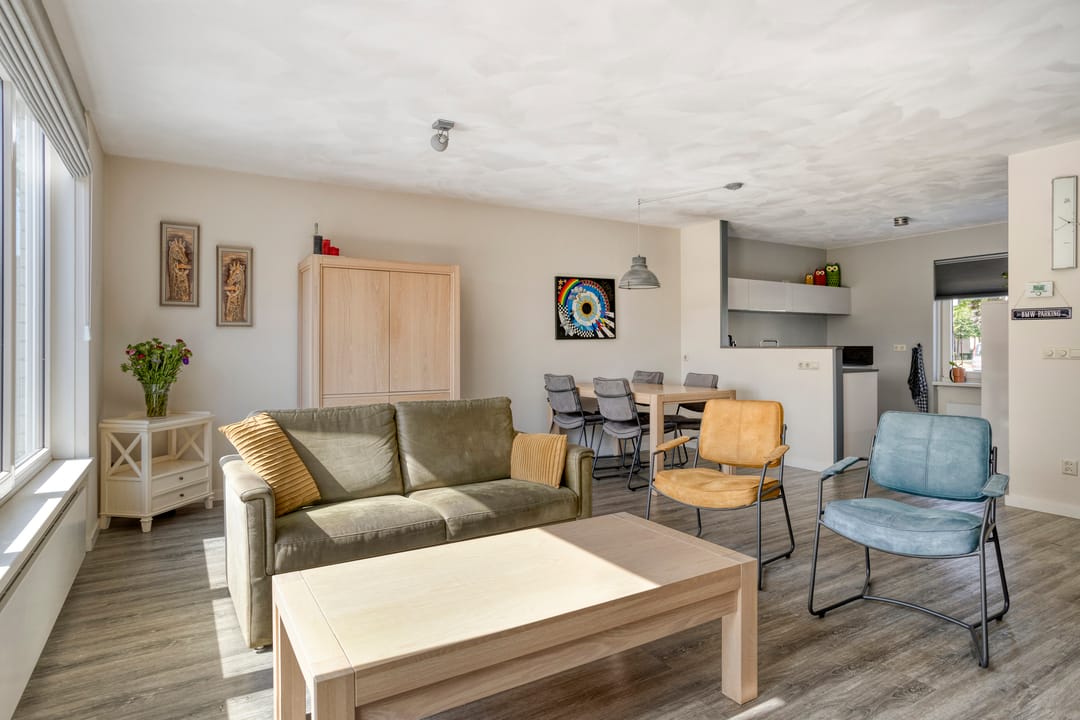 Foto 2 van Mies van der Rohestraat 2