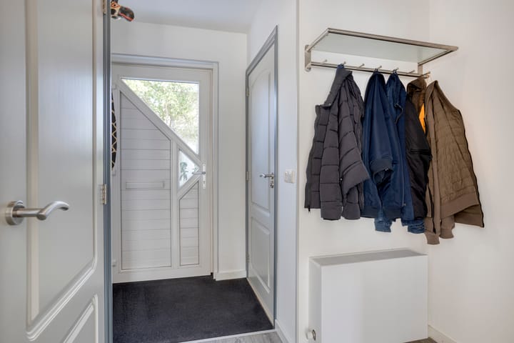 Foto 12 van Mies van der Rohestraat 2