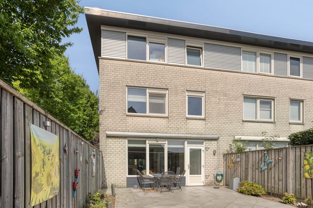 Foto 31 van Mies van der Rohestraat 2