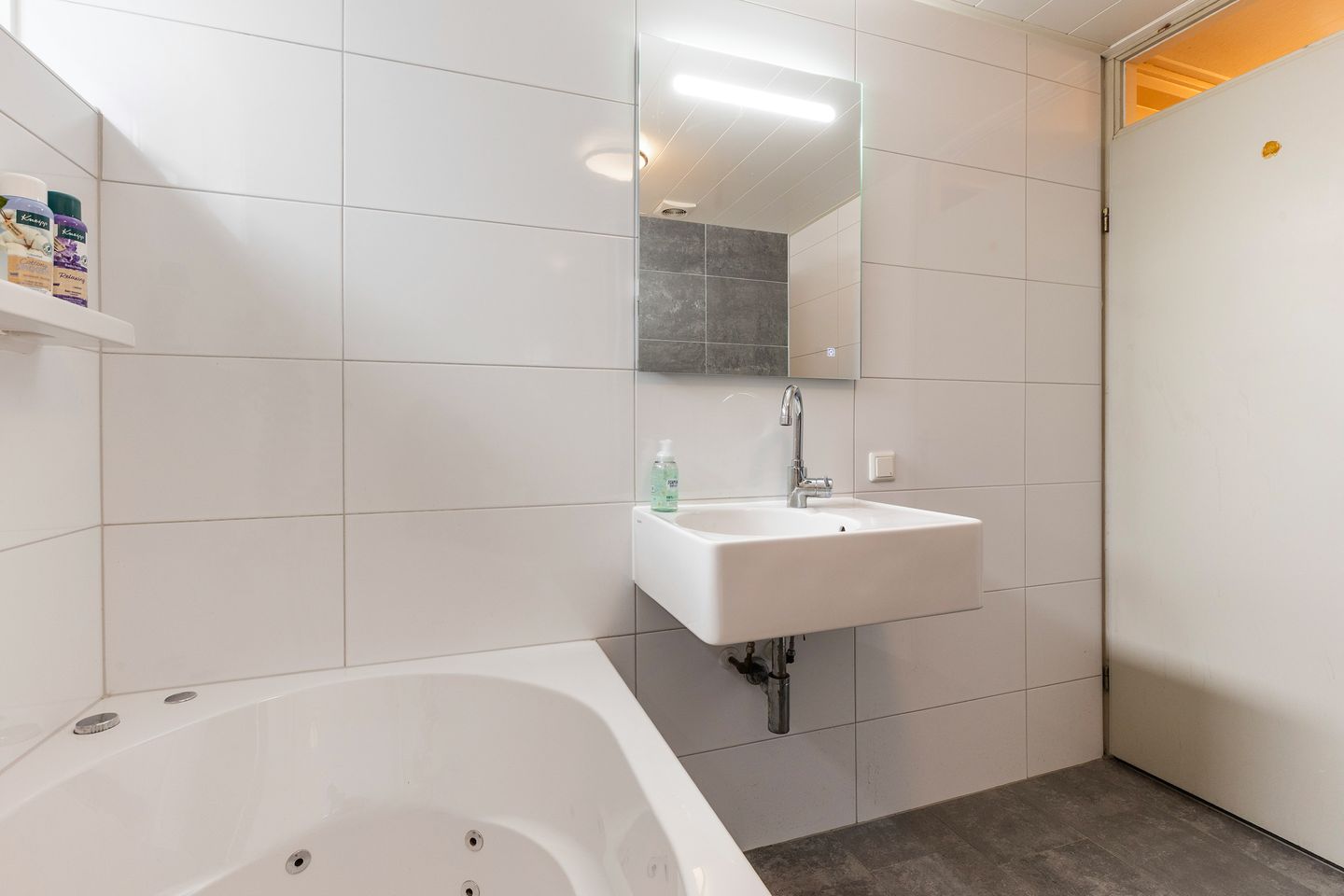 Foto 20 van Kruizemuntstraat 665