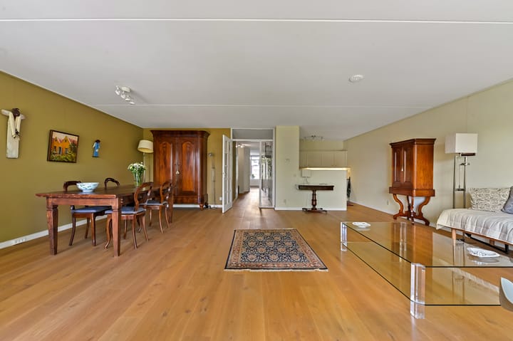 Foto 10 van Buizerdlaan 203