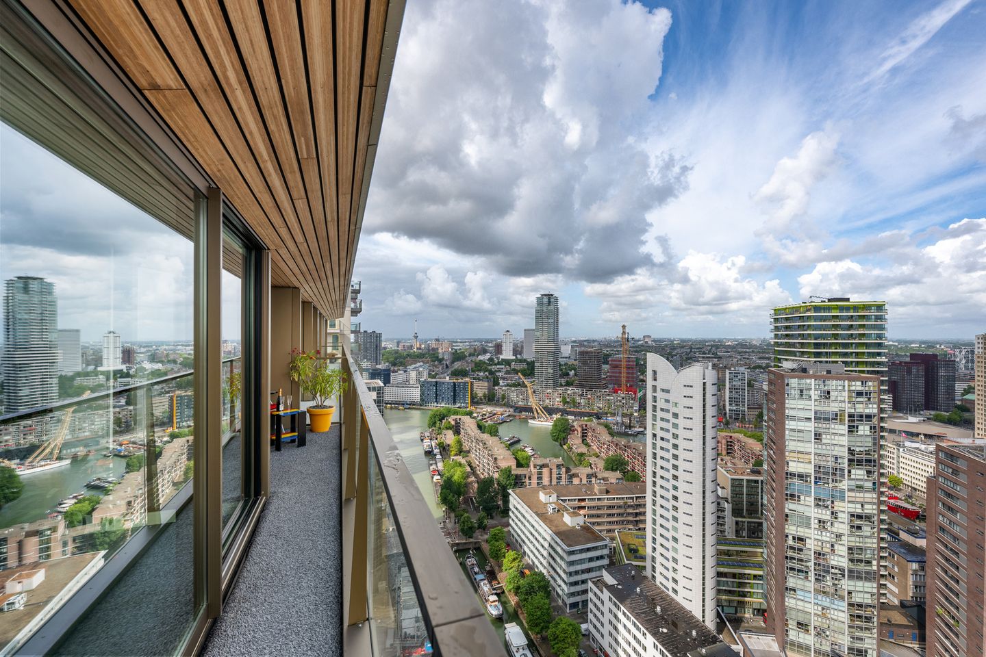 Foto 10 van Boompjes 56-U